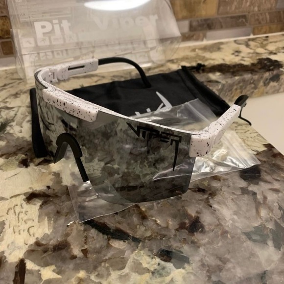 Kapv PV 17 Sunglasses Outdoor Sports Windproof Cycling Eyewear Pit Viper - Picture 2 of 2